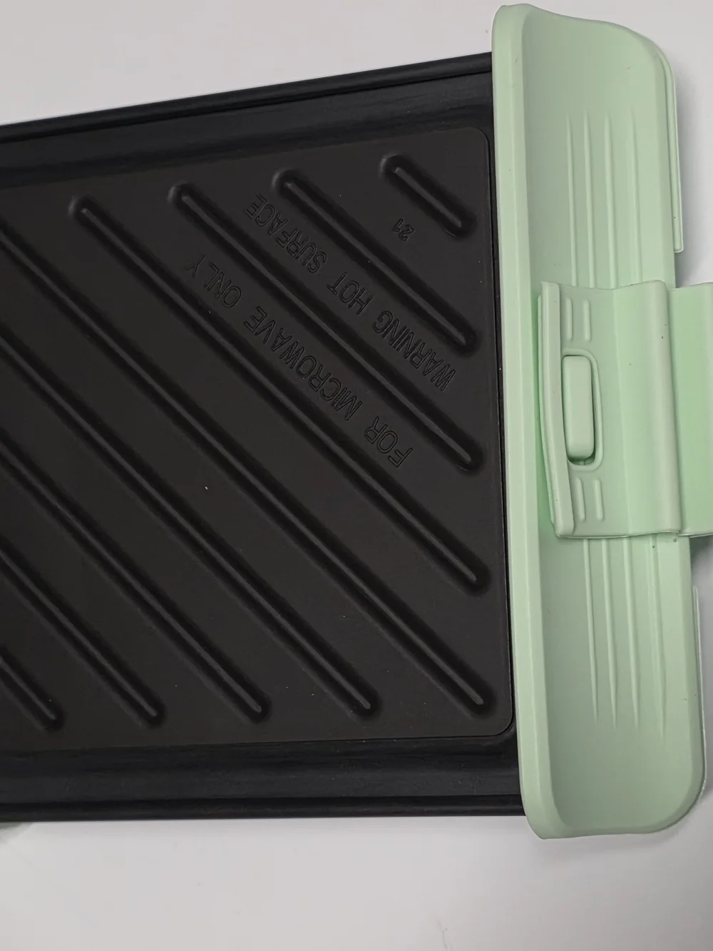Crofton Microwave Grilled Cheese Maker Green Black Silicone Metal